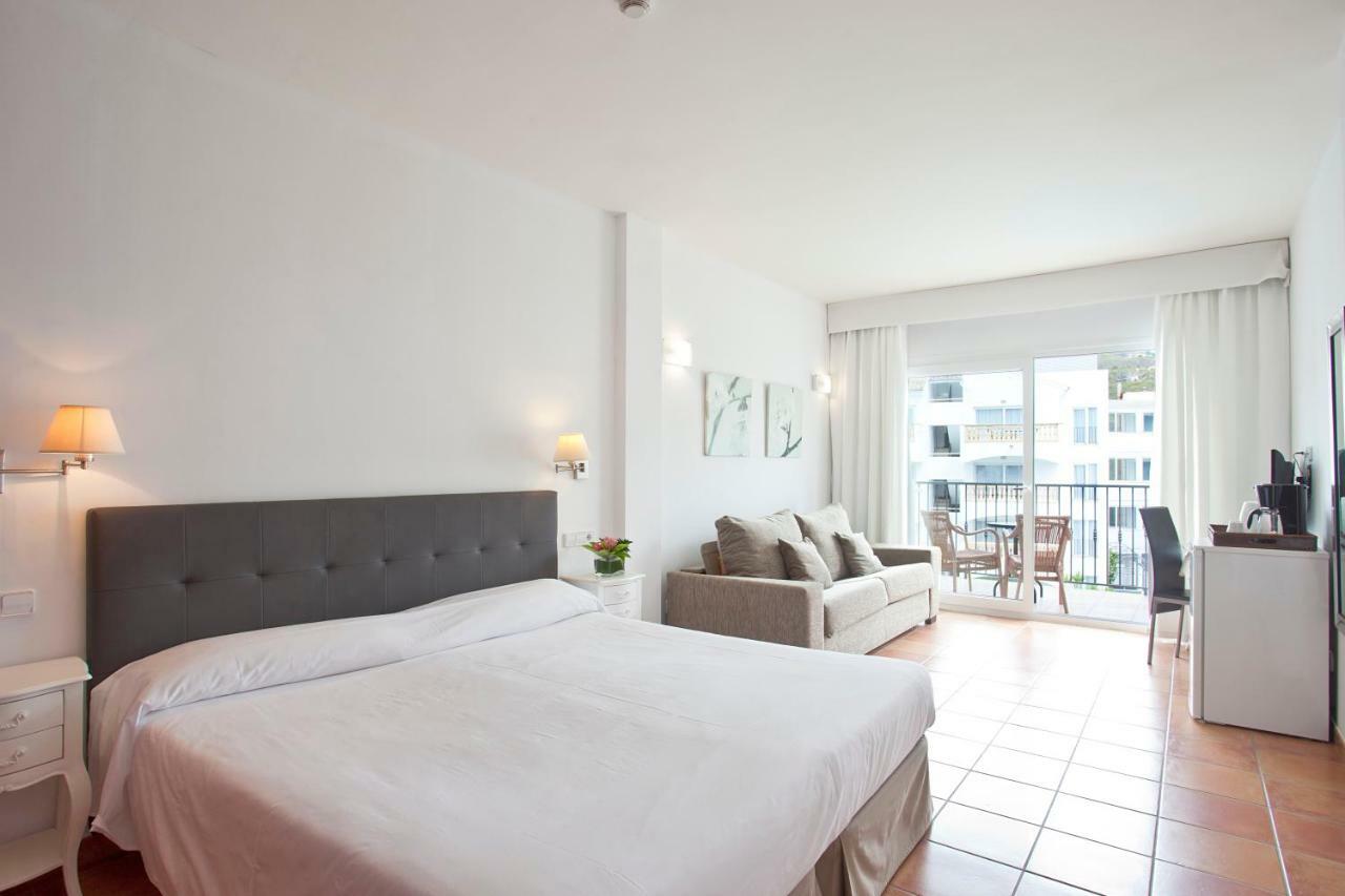 Studio,1272304813:JPEG