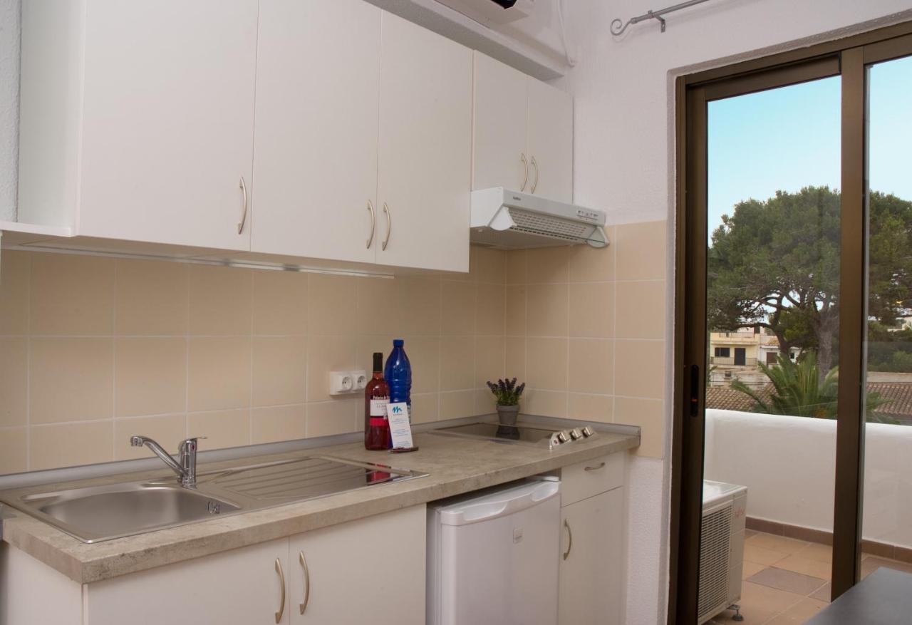 Studio Kitchen