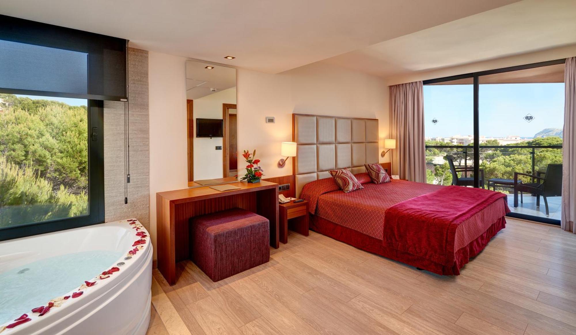 Junior Suite Superior Hot Tub