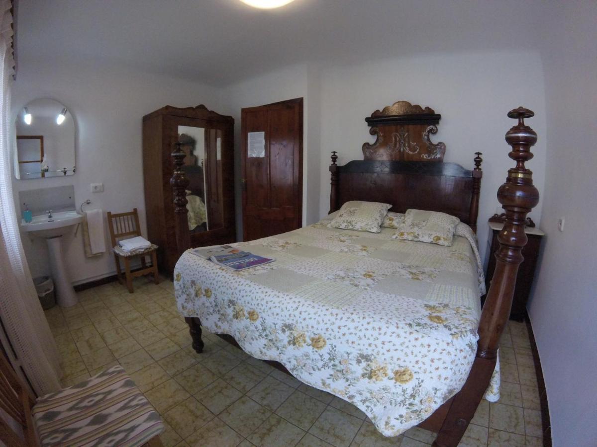 Chambre Double avec Salle de Bains Commune
