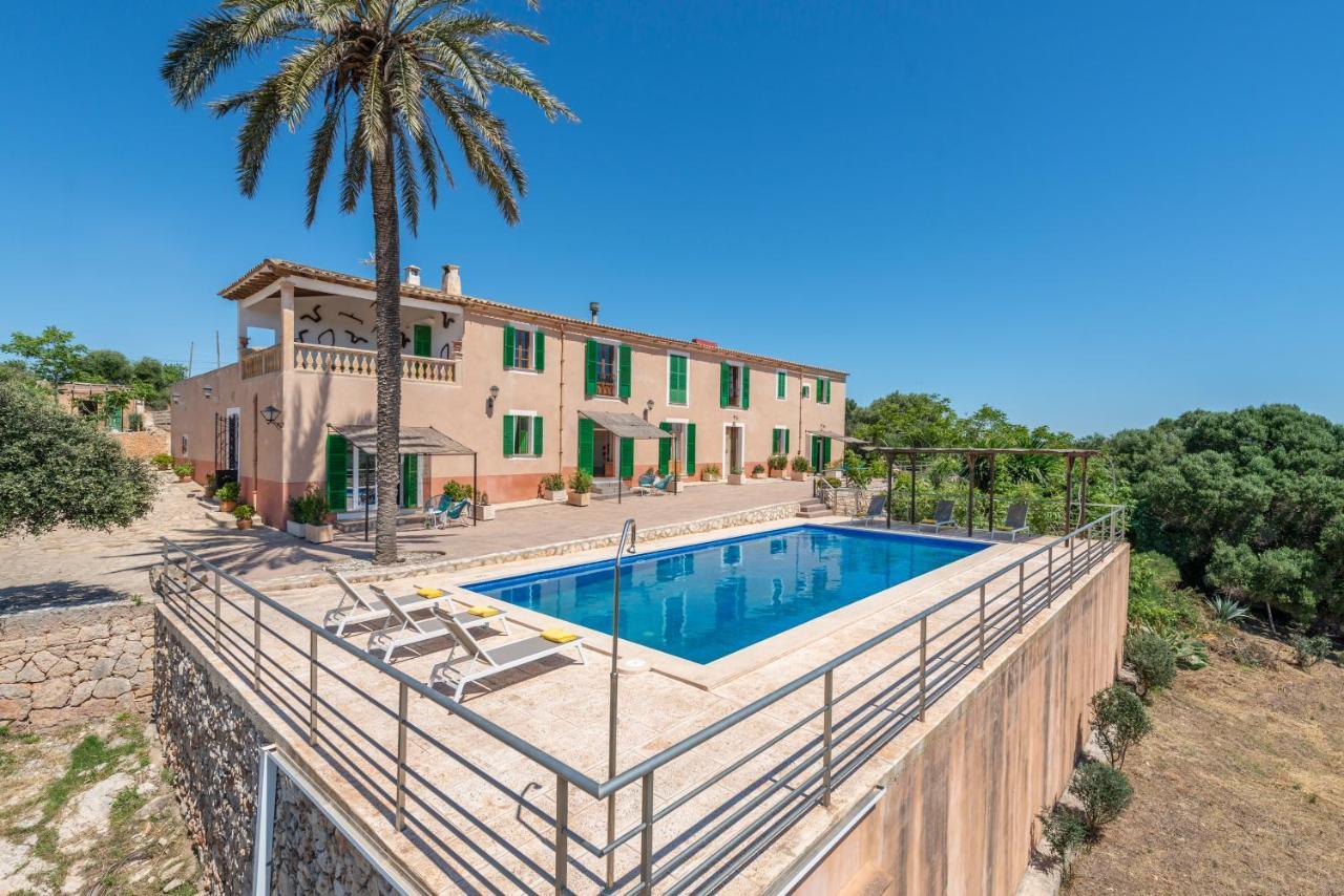 Holiday Home Pool