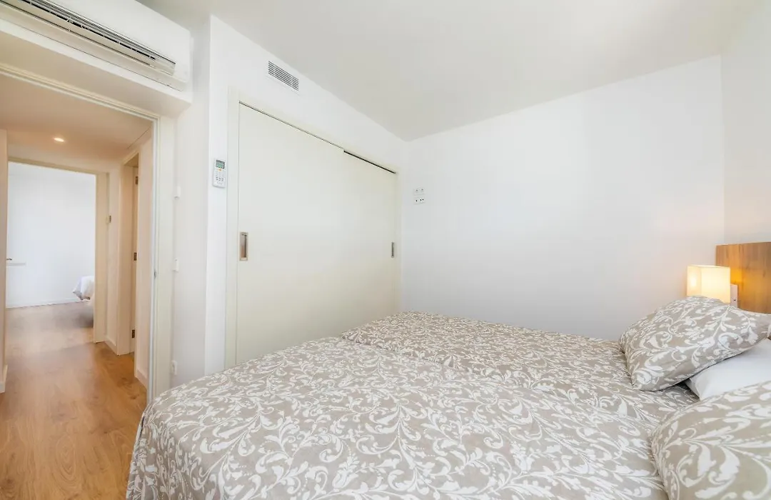 Apartamento Las Palmeras III-1