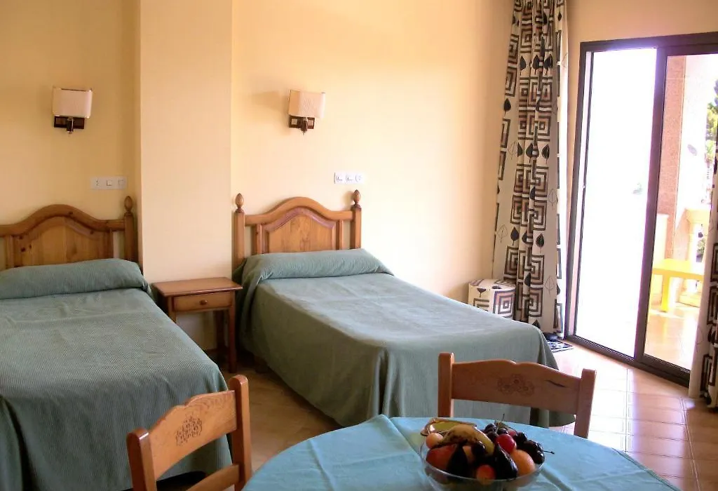 Apartamentos Triton-1
