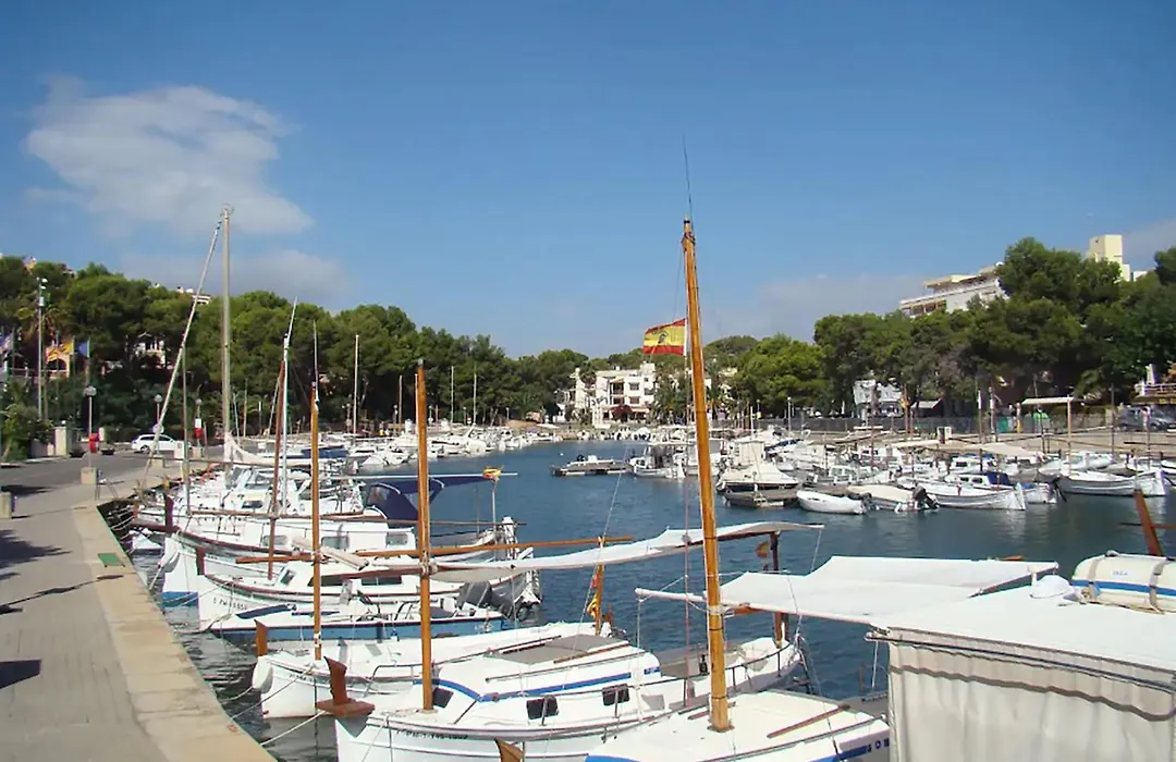 La Perla De Cala D'Or: 2-1