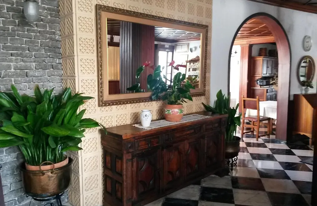 Hostal Cas Bombu-1