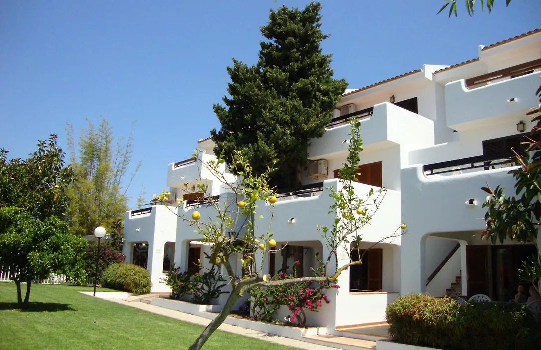 Apartamentos Cristina-1