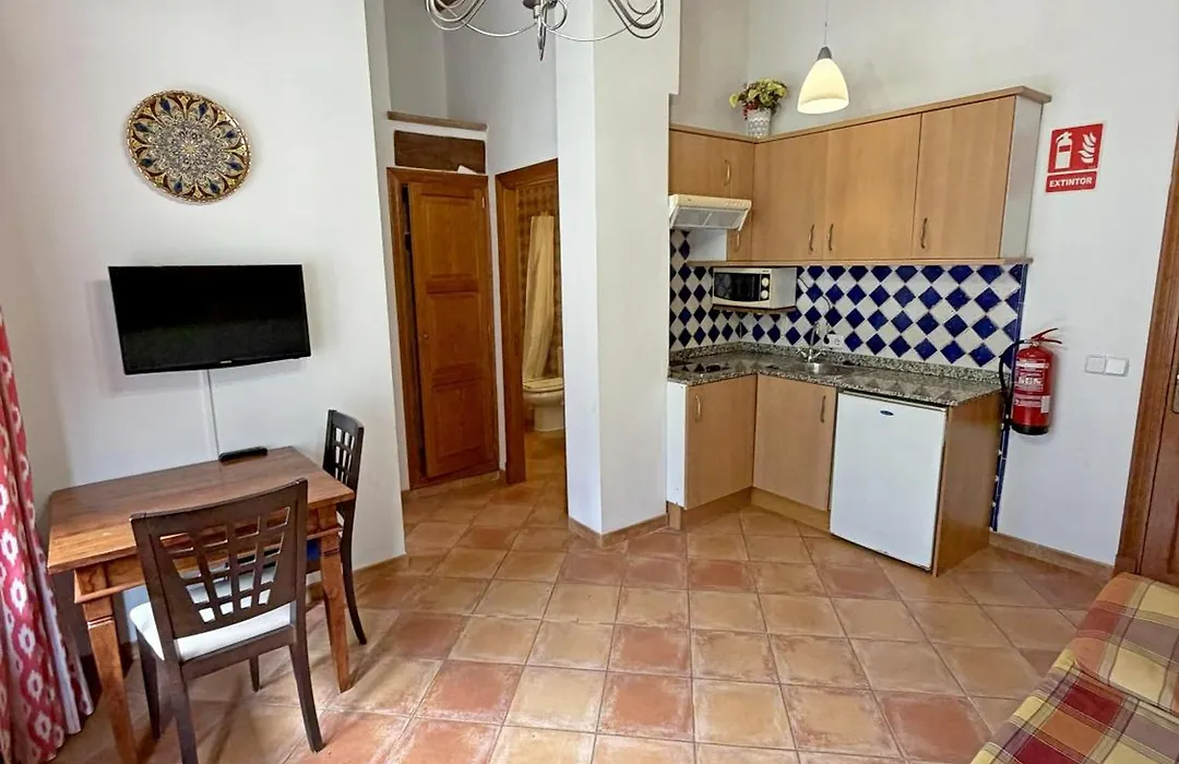 Hostal Villa Verde-Adults Only-1