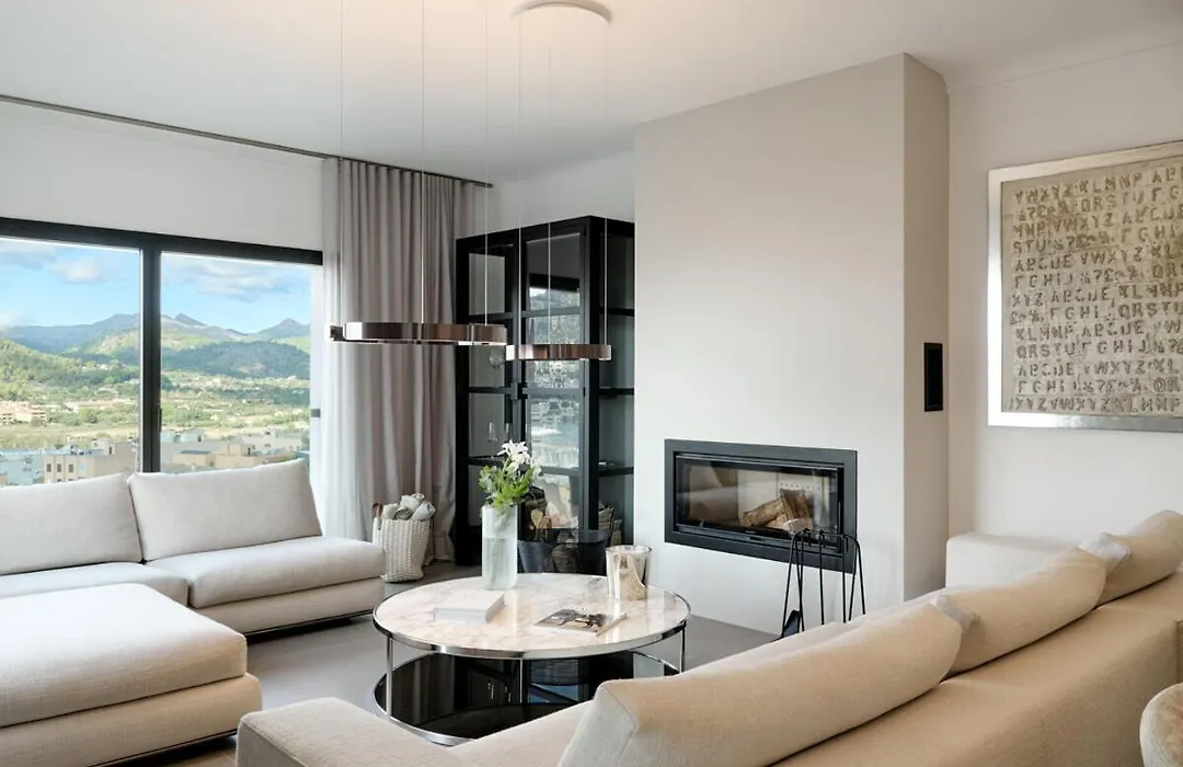 Meerblickvilla Design in Port Andratx mit Minotti, Occhio, Gessi, Cabinet, Miele-1