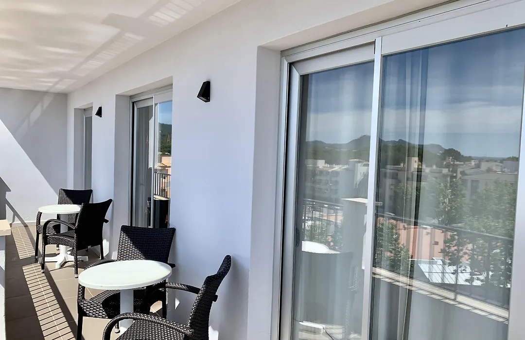 Apartaments La Perla Negra-1