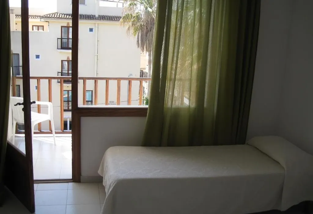 Hostal Casa Bauza-1