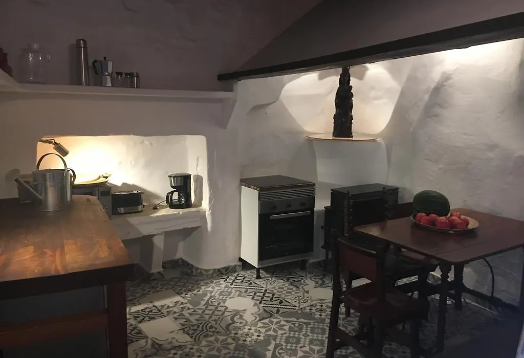 Stadthaus mitten im Künstlerviertel von Artá mit zwei Wohnungen-1