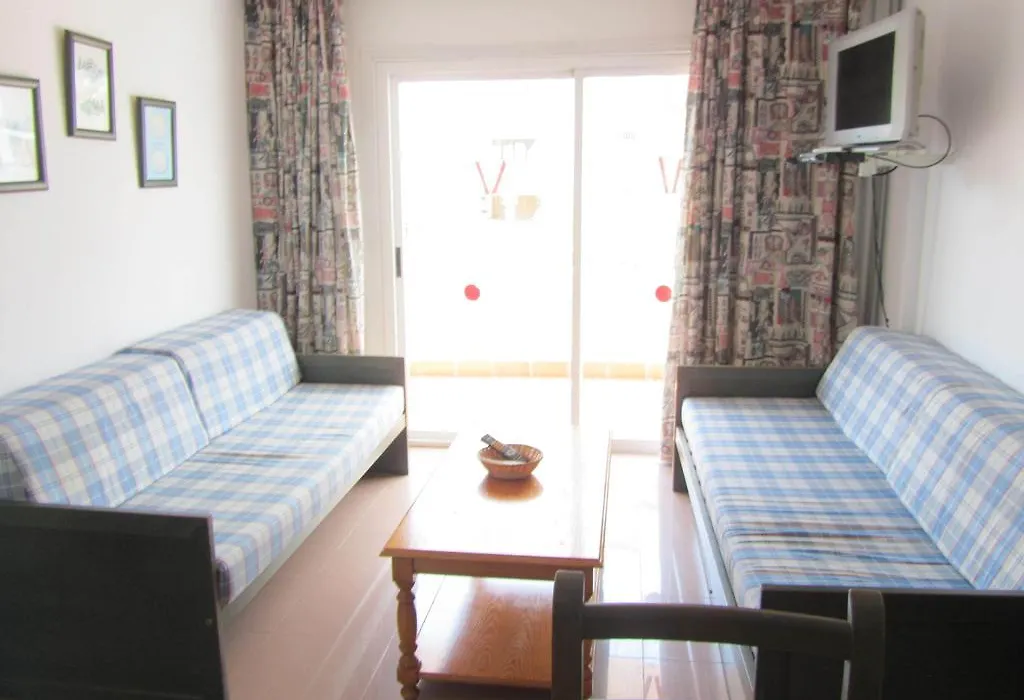 Apartamentos Diana-1