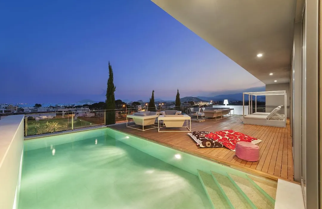 Luxury Villa Phoenix-1