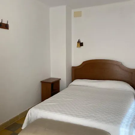 Casa Nuria, En El Centro, Al Lado De La Escalinata Del Calvario Para 6 Personas-3