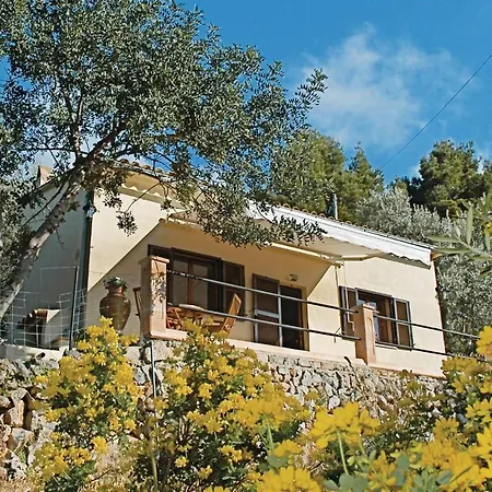 Nice Home In Dei With Wifi-2