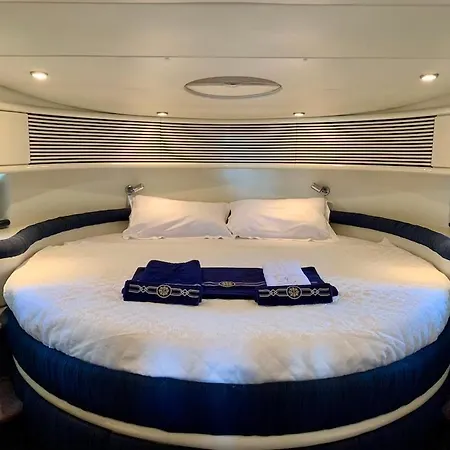 Yacht 18M Sunseeker In Mallorca Mit Fruehstueck & Bordcrew-3