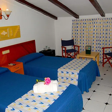 Hostal Ca'N Tiu-2