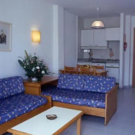 El Lago Apartments-3