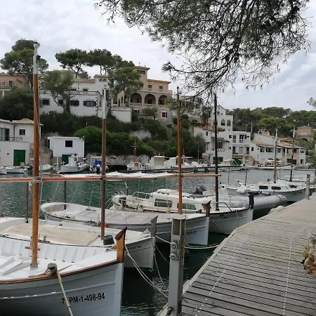 Marina Calador Harbourview: Seaside Oasis with Pool and Garden-3