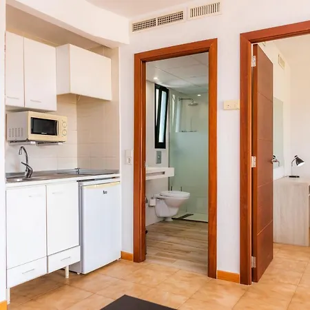Apto Con Terraza 401-3