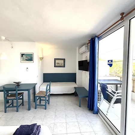 Apartamentos Can Marsalet-3