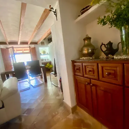 Ullal - Rural Charm-Agritourism Approx 65000 Meters Plus Private Mountain Villa And Outdoor Adventure Agritourism Apartment Equipated - Private Mountain Path Approximately 5 Minutes Walking From The Beach -Ideal For Relaxation-2