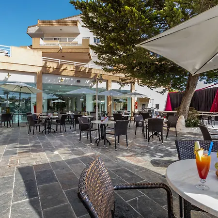 Hotel Illot Suites-2