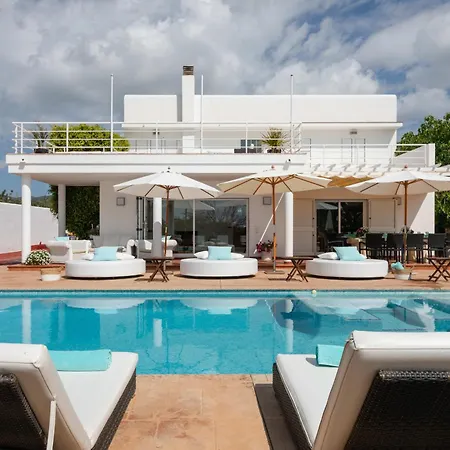 Villa Mara- Close Playa Den Bossa Beach-3