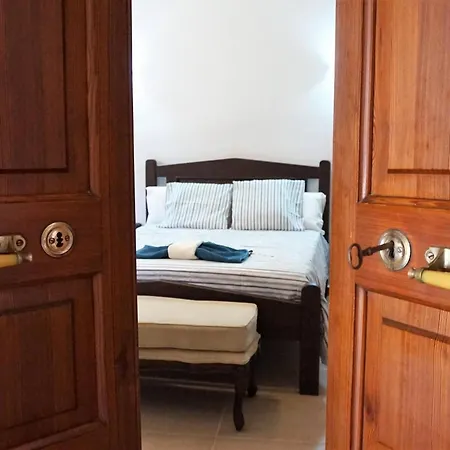 Born 23 - House With Pool In The Centre Of Lluchmayor. Free Wifi-3