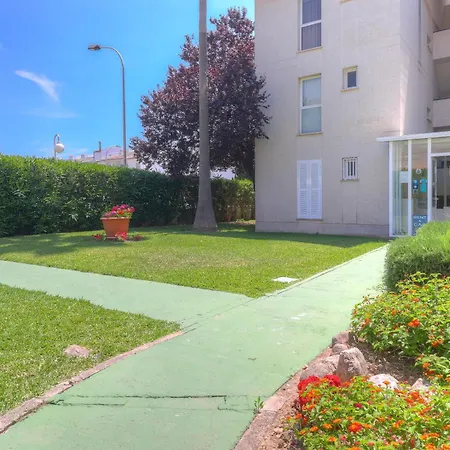 Apartamentos Llevant-2