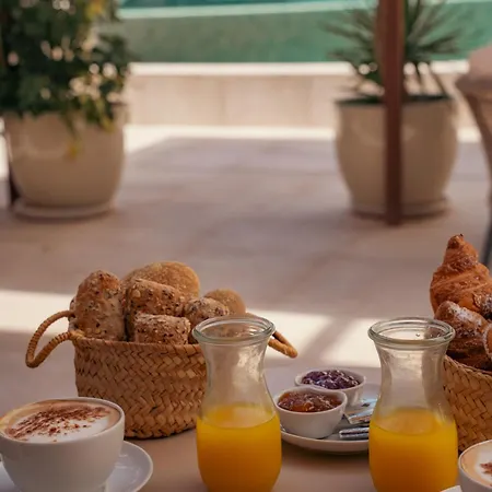 Ynaira Hotel & Spa-3