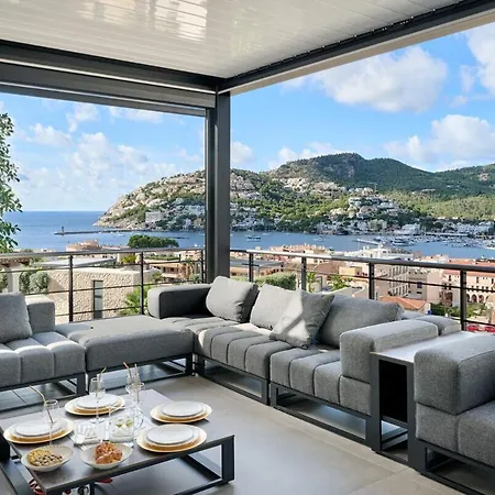 Meerblickvilla Design in Port Andratx mit Minotti, Occhio, Gessi, Cabinet, Miele-2