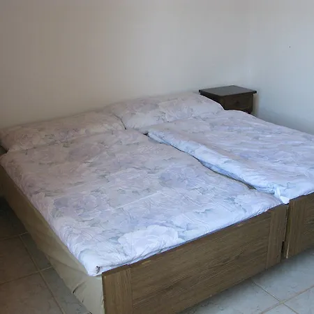 109F - One Bedroom-3