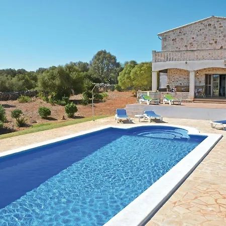 Amazing Home In Llombards With Wifi, Private Swimming Pool And Outdoor Swimming Pool-2