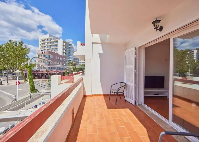 Nura Houses Magaluf Apartment 3