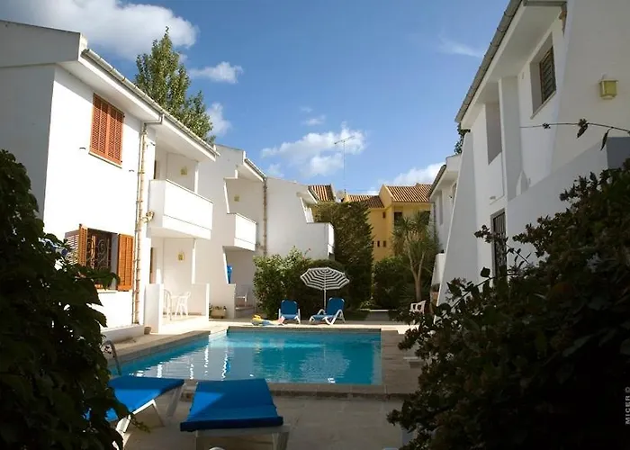 Pet friendly Apartamentos Leo Port de Pollenca