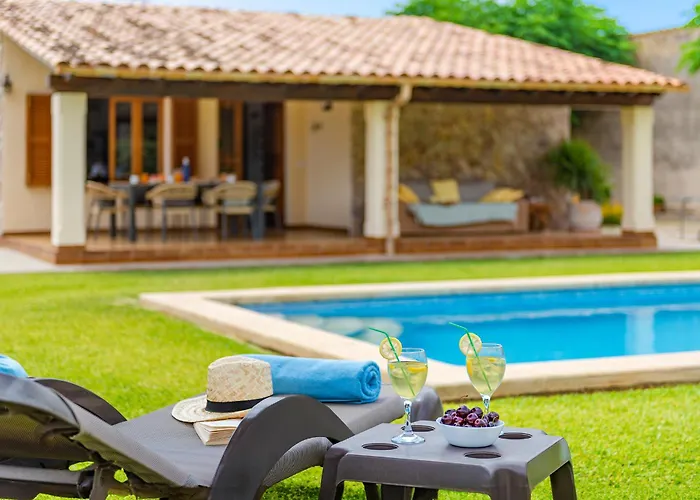 Villa La Punta à Port de Pollença avec Piscine