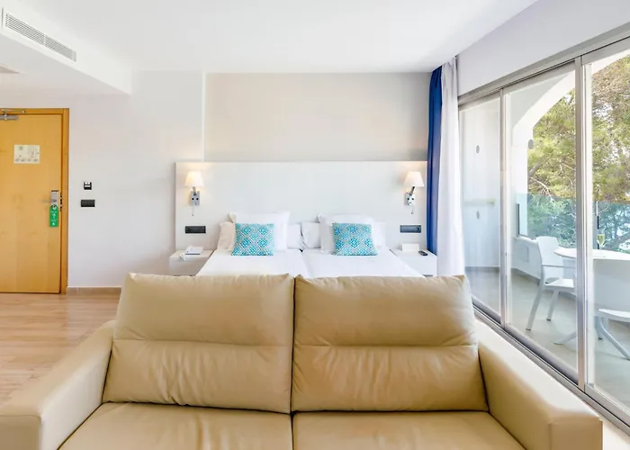 Pet friendly Alcanada Golf Hotel Port de Alcudia 