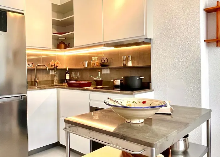 Pet friendly Villa Alexia Apartments Complex 2Br 9Min To Sea 5Min To Town At1833 Port de Pollenca