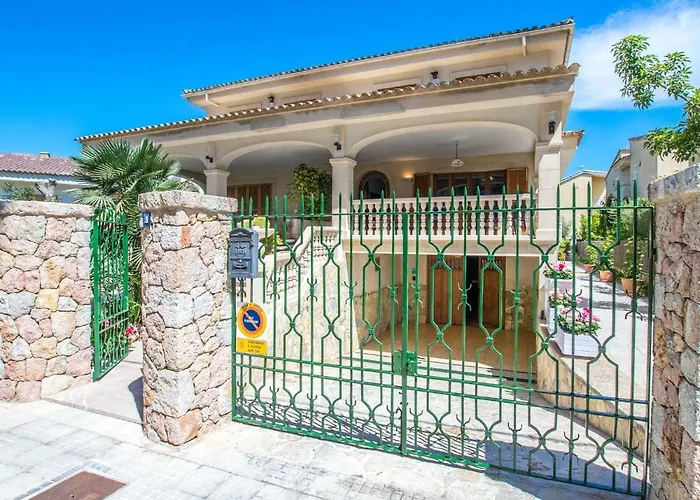 Holiday Home Can Roses By Interhome Playa de Muro 