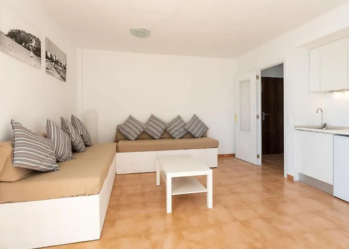Apartment Neighbours Beach-12 By Interhome Magaluf 